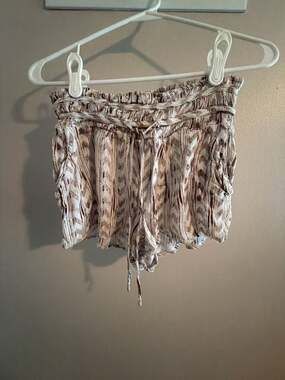 Sincerely Jules Rayon Printed Drawstring Shorts Size M Brown White Chevron